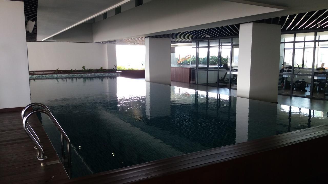 A Suites - Atria Sofo Suites Petaling Jaya Exteriör bild