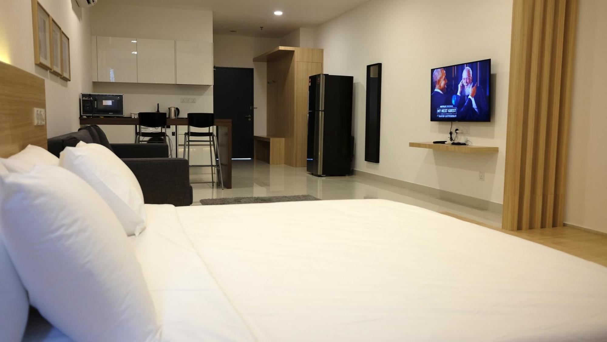 A Suites - Atria Sofo Suites Petaling Jaya Exteriör bild