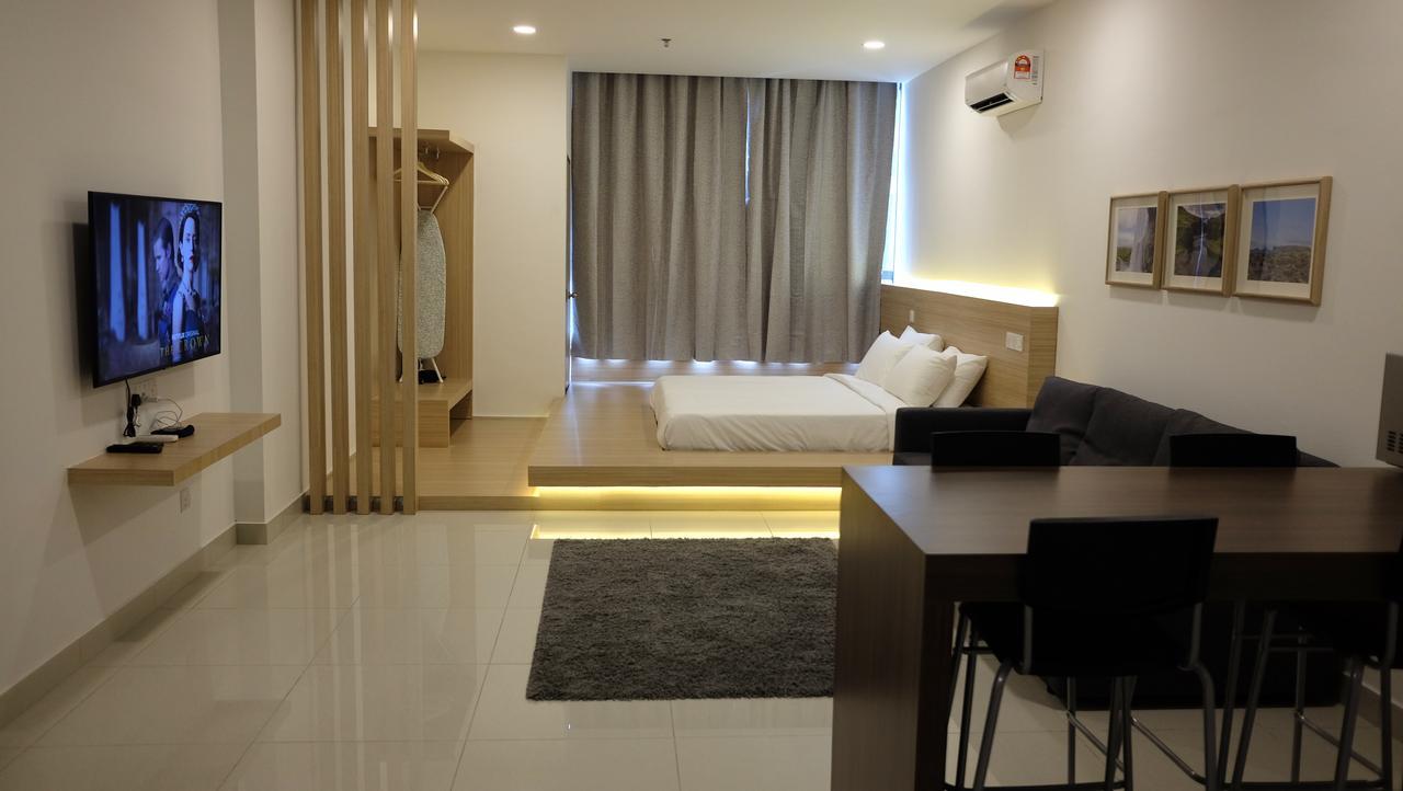 A Suites - Atria Sofo Suites Petaling Jaya Exteriör bild